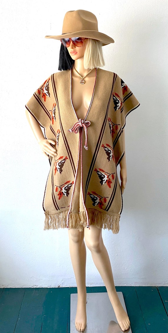 Vintage 70s Tie Front Poncho | Knit Blanket Jacke… - image 9