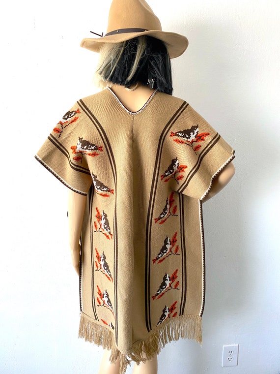 Vintage 70s Tie Front Poncho | Knit Blanket Jacke… - image 5