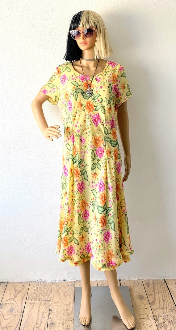 Vintage Summer Dress | Bright Yellow Botanical Dr… - image 2