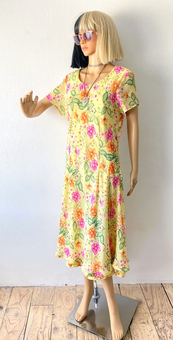 Vintage Summer Dress | Bright Yellow Botanical Dr… - image 6