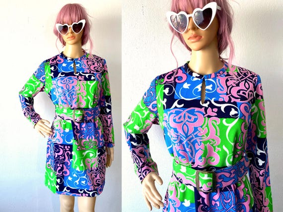 Vintage 60s Mod Dress Handmade Mini Dress Gogo Dress W Matching Belt Colorful All Over Print Graphic Dress Keyhole Neckline Retro Dress M L Etsy Canada