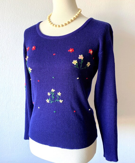 Vintage Embroidered Sweater 50s 60s Floral Sweate… - image 2