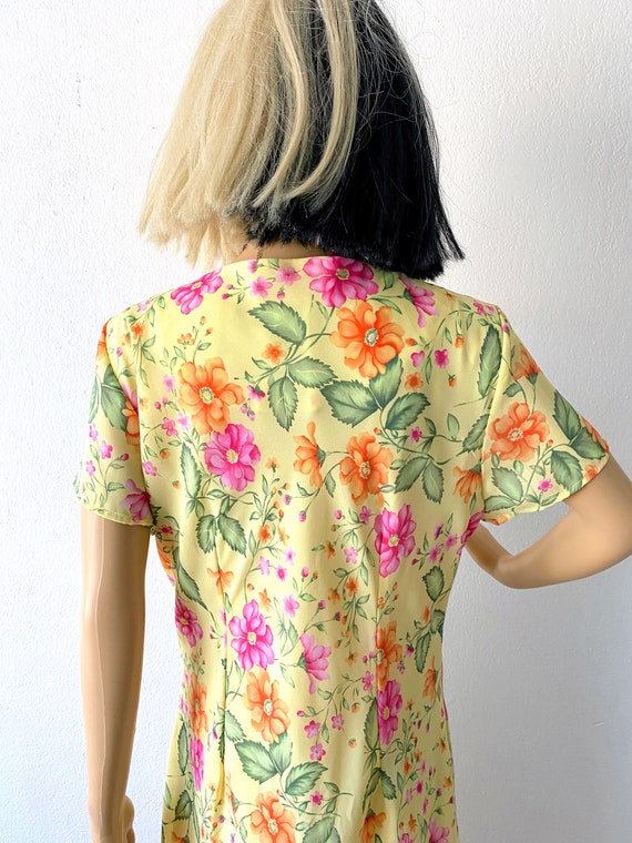 Vintage Summer Dress | Bright Yellow Botanical Dr… - image 8