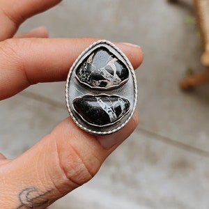 White Lightning Turquoise Ring – Size 6.5 | Sterling Silver Rope Shadowbox Setting | Witchy Black and White Statement Ring | Fall Gift