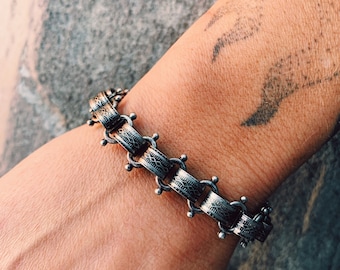 Antique Silver Chainlink Bracelet – Heavy Plated Brass