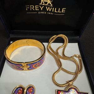 M.FREY WILLE 波模様 ゴールドバングル Frey wille bracelet - Etsy 日本