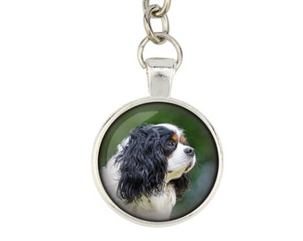 Cavalier King Charles Spaniel. Keyring, keychain for dog lovers. Photo jewellery. Men's jewellery. Handmade.