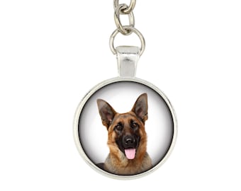 German Shepherd. Keyring, keychain for dog lovers. Photo jewellery. Men's jewellery. Handmade.