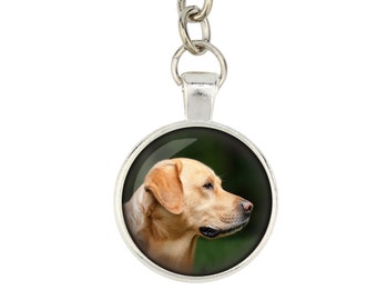 Labrador Retriever. Keyring, keychain for dog lovers. Photo jewellery. Men's jewellery. Handmade.