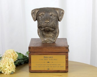 Border Terrier urn for dog's ashes, Urn with engraving and sculpture of a dog, Urn with dog statue and engraving, Custom urn for a dog