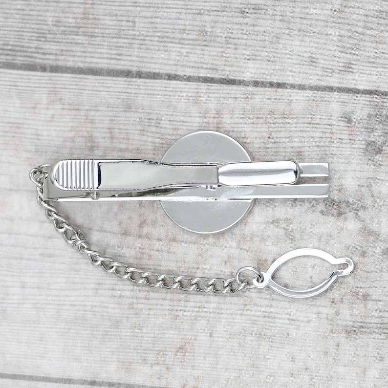 A tie pin with a Ragdoll Men\u2019s jewelry A new collection with the cute Art-dog cat