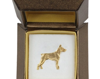NEW, Dobermann, dog pin, in casket, gold plated, limited edition, ArtDog