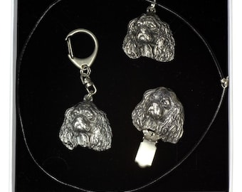 NEW, Cavalier King Charles, dog keyring, necklace and clipring in casket, ELEGANCE set, limited edition, ArtDog . Dog keyring for dog lovers