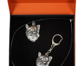 NEW, Chihuahua (long haired), dog keyring and necklace in casket, PRESTIGE set, limited edition, ArtDog . Dog keyring for dog lovers