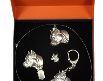 NEW, American Staffordshire Terrier, dog keyring, necklace, pin and clipring in casket, PRESTIGE set, limited edition, ArtDog