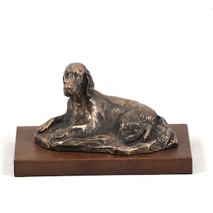 Setter (lying), dog wooden base statue, limited edition, ArtDog