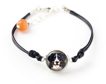 Bernese Mountain Dog. Bracelet for people who love dogs. Photojewelry. Handmade.