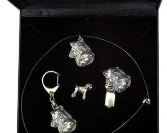 NEW, Schnauzer, dog keyring, necklace, pin and clipring in casket, DELUXE set, limited edition, ArtDog . Dog keyring for dog lovers