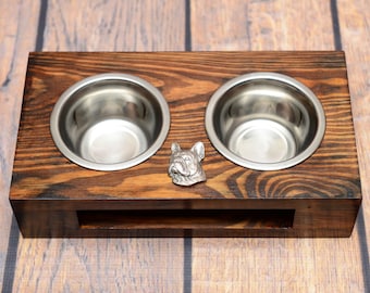 A dog’s bowls with a relief from ARTDOG collection -French Bulldog
