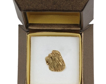 NEW, Briard, dog pin, in casket, gold plated, limited edition, ArtDog