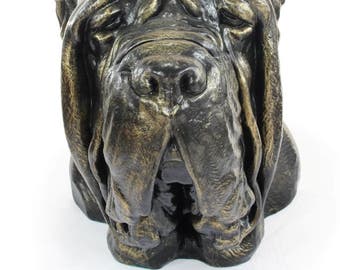 Urn for dog ashes - Neapolitan Mastiff statue. ArtDog Collection Cremation box, Custom urn.
