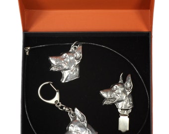 NEW, Dobermann, dog keyring, necklace and clipring in casket, PRESTIGE set, limited edition, ArtDog . Dog keyring for dog lovers