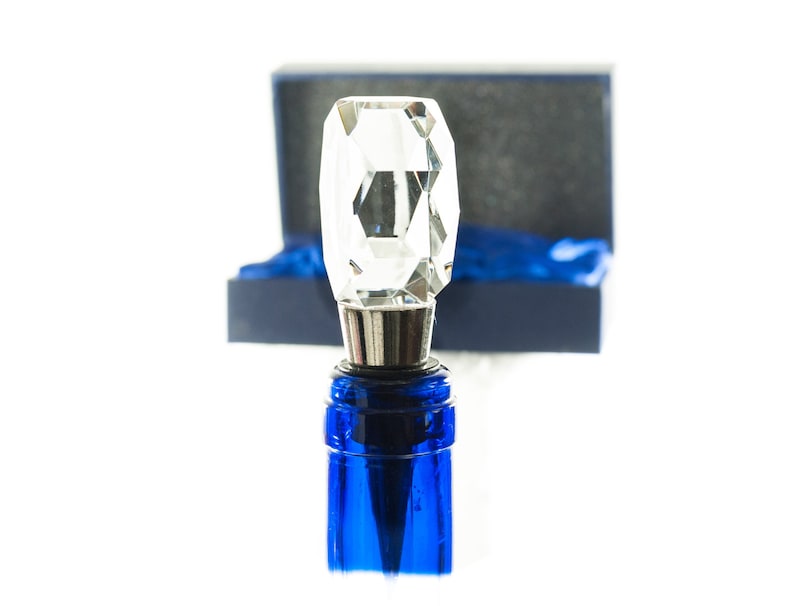 High Quality Exceptional Gift Ocicat Crystal Wine Stopper with cat Wine and Cat Lovers