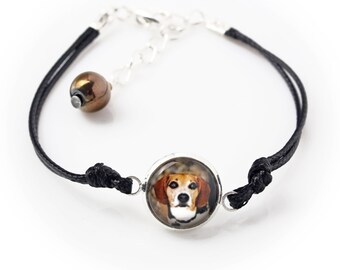 Beagle . Bracelet for people who love dogs. Photojewelry. Handmade.