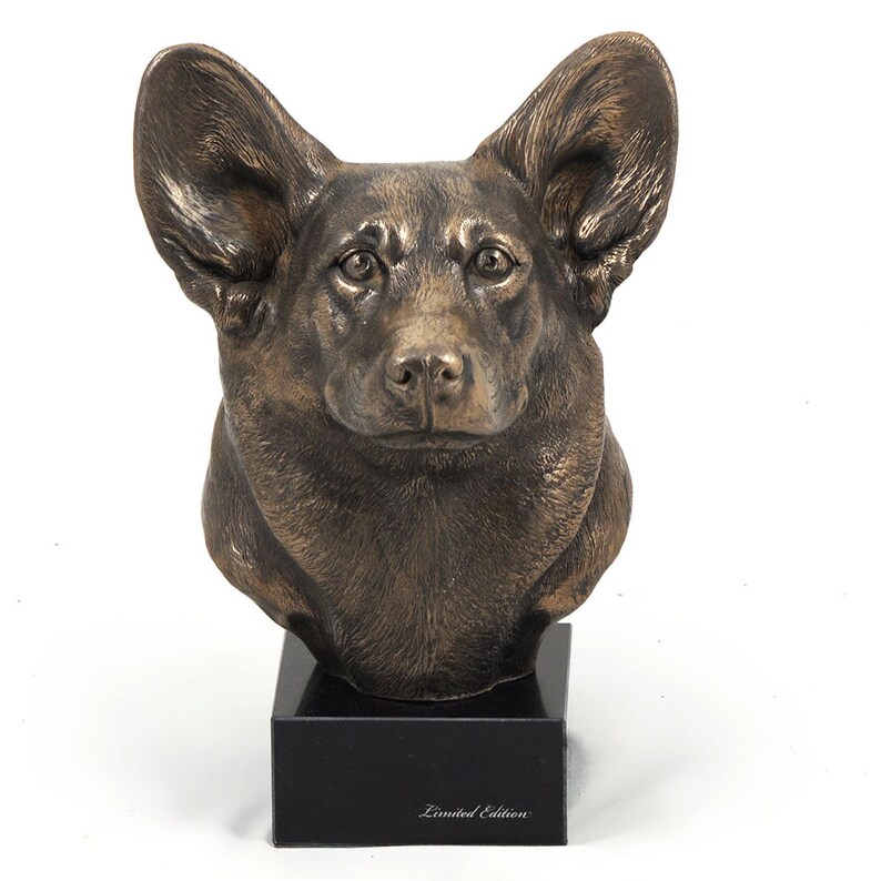 corgi dog statue
