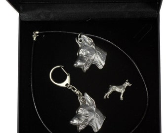 NEW, Dobermann, dog keyring, necklace and pin in casket, DELUXE set, limited edition, ArtDog . Dog keyring for dog lovers