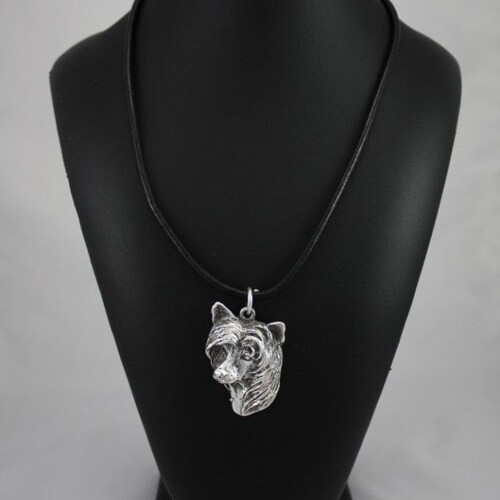 NEW, Chinese Crested Dog, dog keyring, necklace and clipring in casket, DELUXE set, limited edition, ArtDog . Dog keyring orders for dog lovers