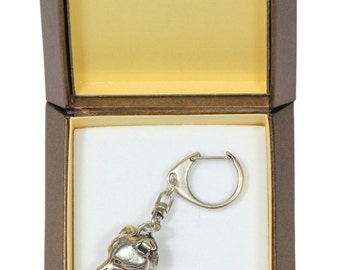 NEW, English Staffordshire Bull Terrier (3D medallion), dog keyring, key holder, in casket, limited edition, ArtDog