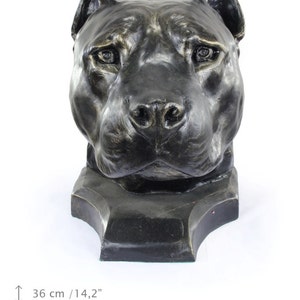 Urne, die einen Hund darstellt -  American Staffordshire Terrier, Amstaff. ArtDog Sammlung