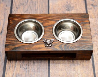 A dog’s bowls with a relief from ARTDOG collection -Chihuahua