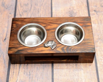 A dog’s bowls with a relief from ARTDOG collection - English Pointer