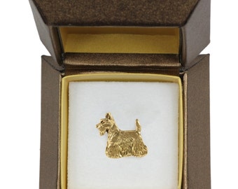 NEW, Scottish Terrier, dog pin, in casket, gold plated, limited edition, ArtDog