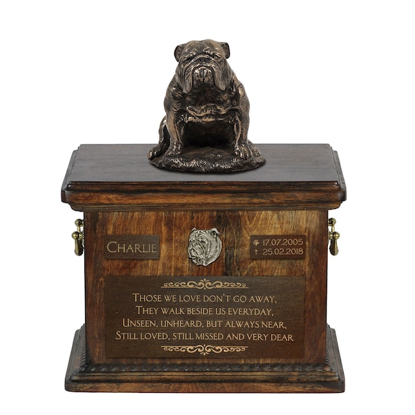 Exclusif L'urne pour les cendres d'un chien avec la statue de Bouledogue Anglais sitting, relief et inscription.