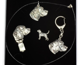 NEW, Beagle, dog keyring, necklace, pin and clipring in casket, ELEGANCE set, limited edition, ArtDog . Dog keyring for dog lovers