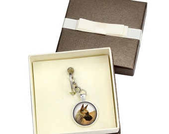 Great Dane cropped. Keyring, keychain with box for dog lovers. Photo jewellery. Men's jewellery. Handmade.