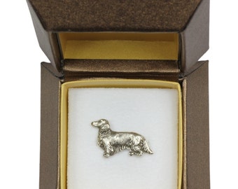 NEW, Dachshund long haired (body) , dog pin, in casket, limited edition, ArtDog