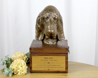 Basset Hound urn for dog's ashes, Urn with engraving and sculpture of a dog, Urn with dog statue and engraving, Custom urn for a dog