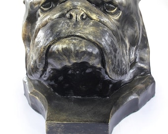 Könnte beinhalten: Eine schwarze und goldene Bulldoggenkopf-Skulptur. Die Skulptur ist 30 cm hoch, 29 cm breit und 28 cm tief. Sie wiegt 5,3 kg.