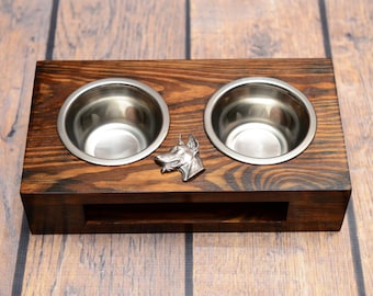 A dog’s bowls with a relief from ARTDOG collection - Dobermann