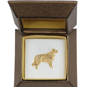 NEW, Golden Retriever, dog pin, in casket, gold plated, limited edition, ArtDog