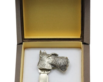 NEW, Scottish Terrier, dog clipring, in casket, dog show ring clip/number holder, limited edition, ArtDog