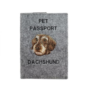 Teckel ruwhaar - Paspoortportemonnee voor de hond met geborduurd patroon. Nieuw product!