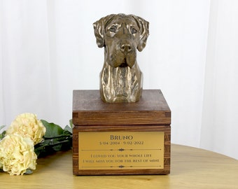 Great Dane urn for dog's ashes, Urn with engraving and sculpture of a dog, Urn with dog statue and engraving, Custom urn for a dog