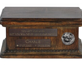 Urn for dog’s ashes with relief and sentence with your dog name and date - Pomeranian, ART-DOG. Low model. Cremation box, Custom urn.