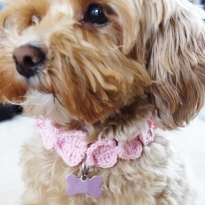 かぎ針編みのハート型首輪のパターン：DIYペットネックレス/犬用ネームタグホルダー（PDFダウンロード）