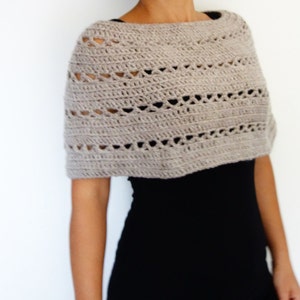 Crochet PATTERN Oatmeal Capelet/ Chunky Knit Shoulders Warmer/ Handmade Shoulders Coverup image 3